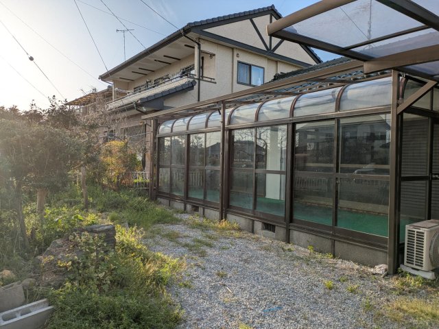 庭　植栽自由！駐車場スペースとしても！
