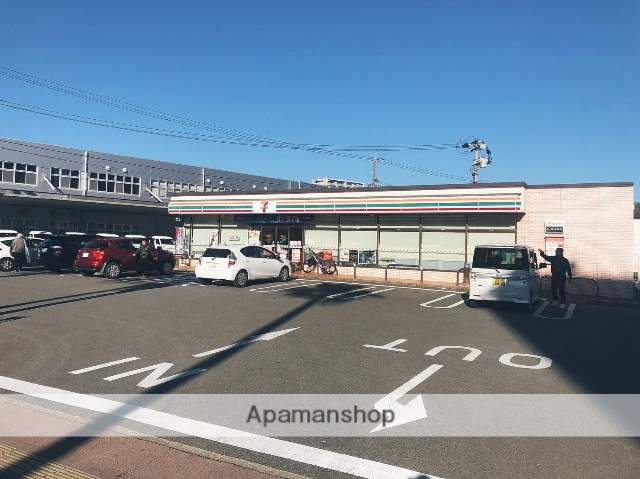 コンビニ　セブンイレブン江平中町店（コンビニ）まで20m