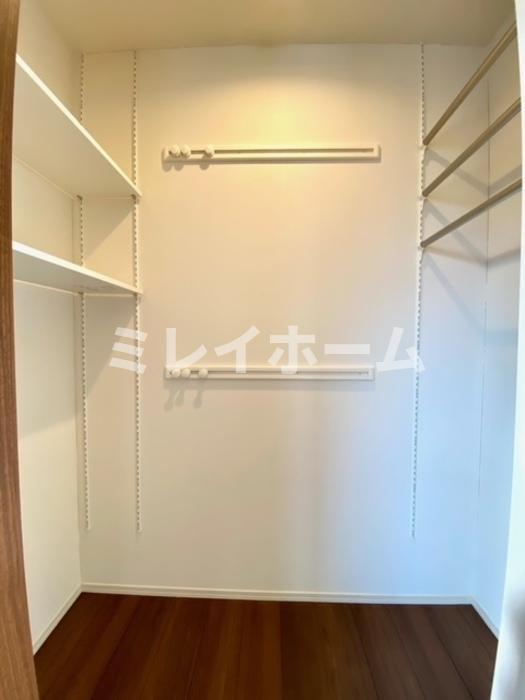 収納　同建物内、別のお部屋の参考写真になります。