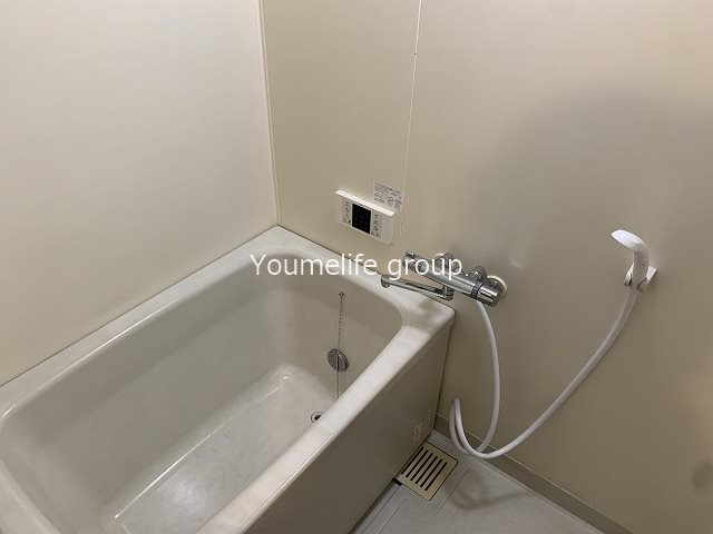 バス・シャワールーム　別部屋同タイプ