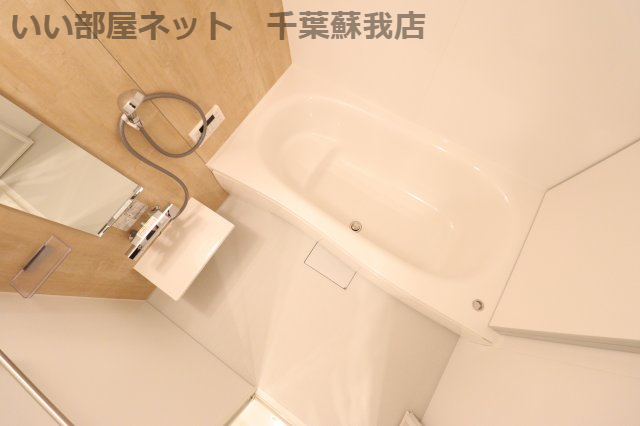 バス・シャワールーム　おしゃれなリビングです