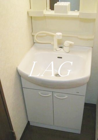洗面設備　洗面台です。