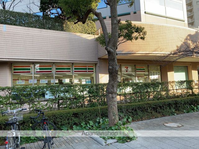 コンビニ　セブン－イレブン聖路加タワー店（コンビニ）まで561m