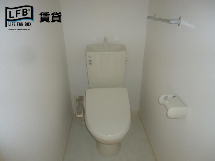 トイレ　※写真は203号室です