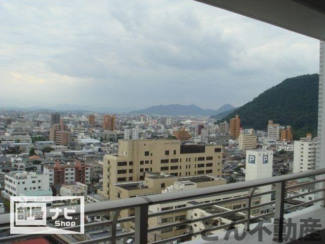 バルコニー　うどん県のお部屋探しはうどん不動産へ うどんちゃんとLINE