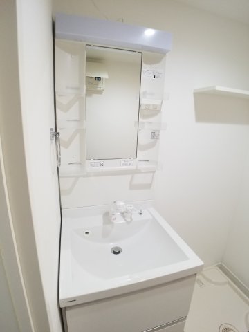 洗面設備　205号室の写真になります