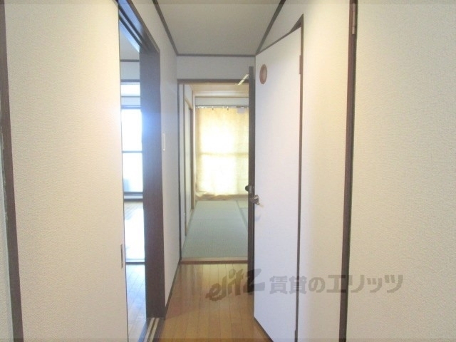 その他部屋・スペース　廊下