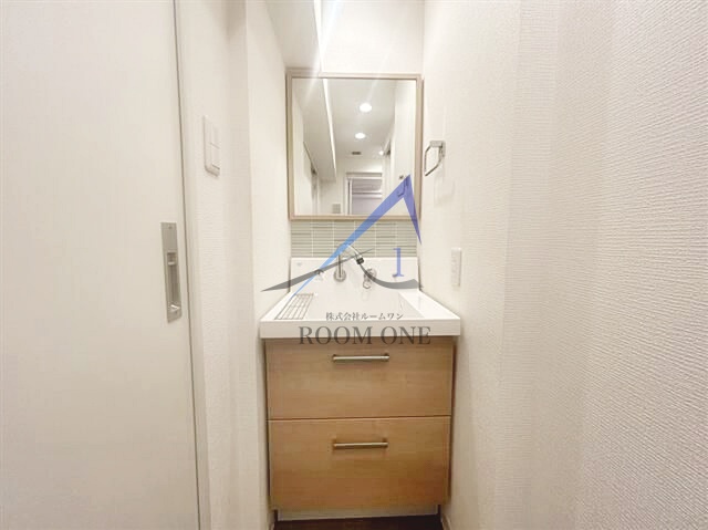 洗面設備　洗面台です。