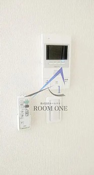 セキュリティ　モニター付きインターホンです。