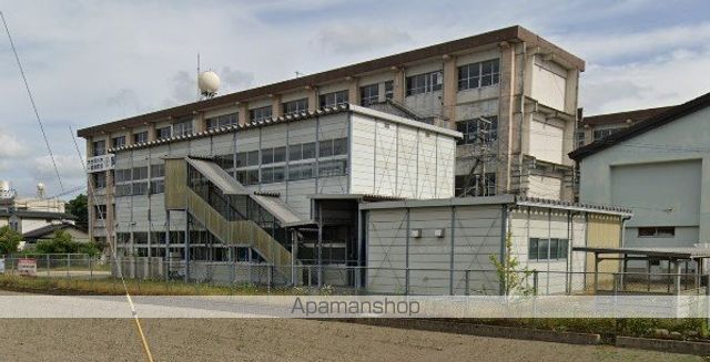 中学校　賀来中学校（中学校）まで1452m