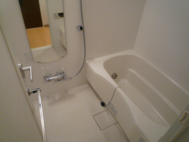 バス・シャワールーム　バス※別部屋参考写真