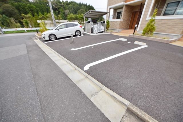 駐車場　お問合せはタウンハウジングまで！※現地待合わせ相談可能