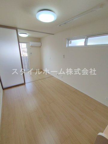 居室・リビング　別部屋写真です。