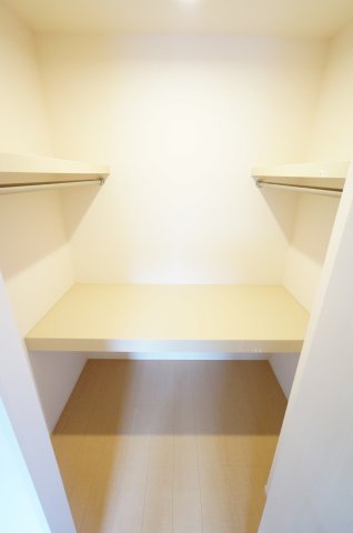 収納　※同物件・反転タイプの写真です。