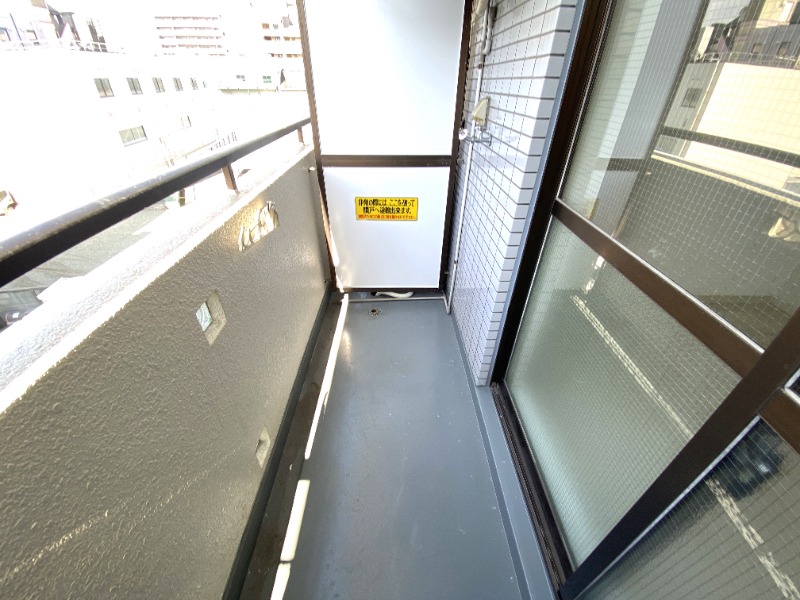 バルコニー　陽当たり良好！