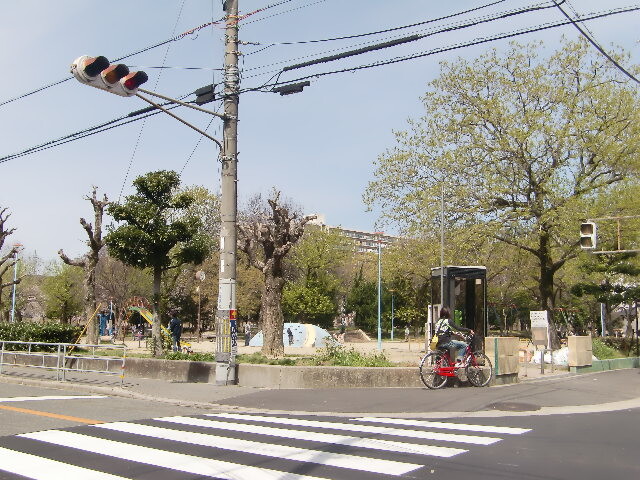 公園　三国本町公園（公園）まで700m