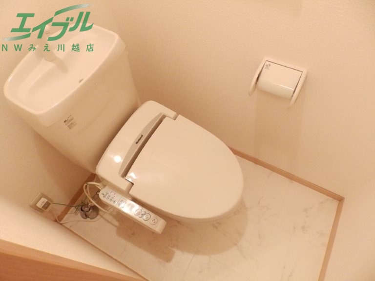 トイレ　別部屋同型タイプです。
