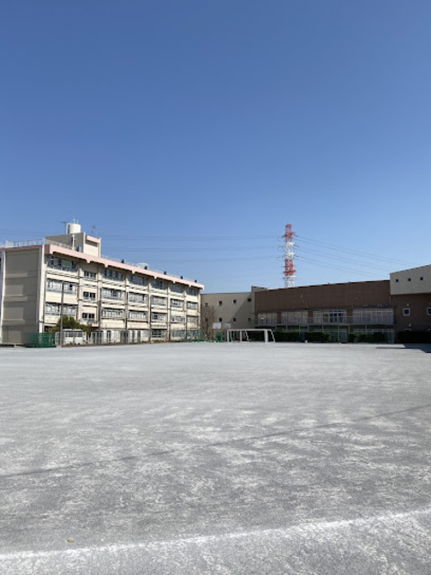 中学校　川崎市立王禅寺中央中学校（中学校）まで2046m