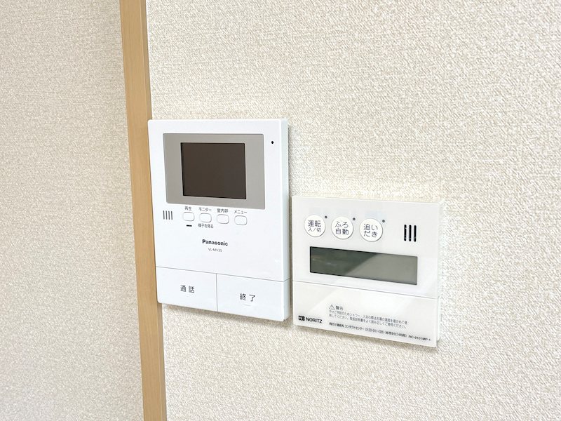 セキュリティ　モニター付きインターホン