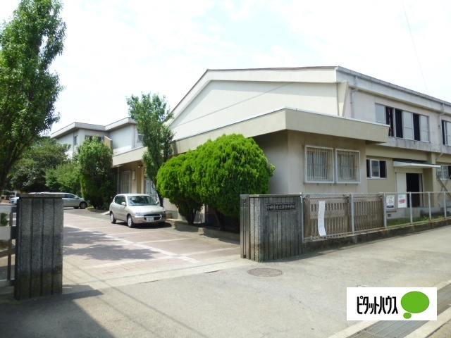 中学校　小田原市立酒匂中学校（中学校）まで1596m