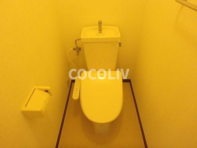 トイレ　同物件別部屋写真