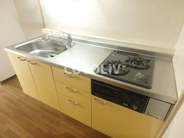 キッチン　同物件別部屋写真