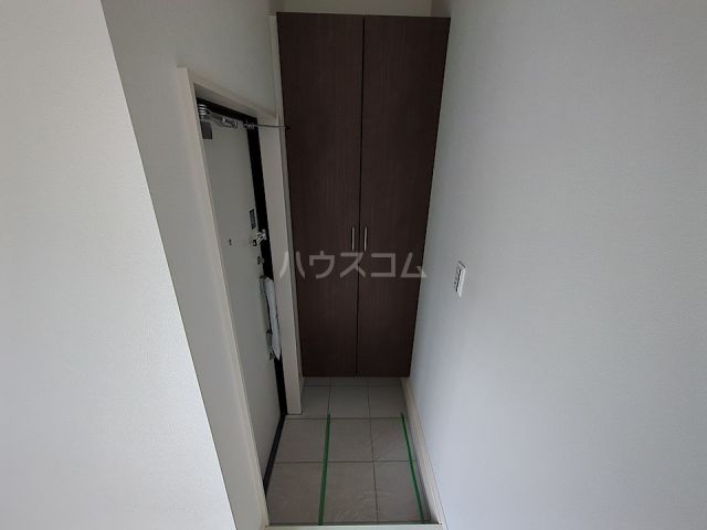 リヴェールコート小信中島の玄関写真