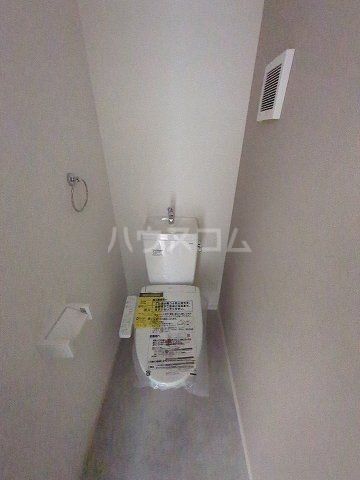 リヴェールコート小信中島のトイレ写真