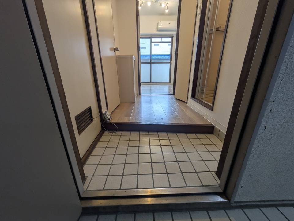 玄関　玄関