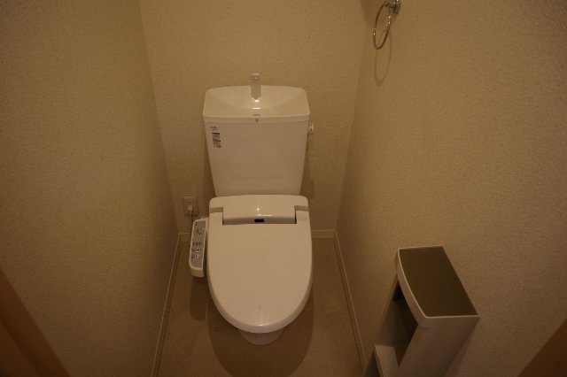 トイレ　清潔感のあるトイレです