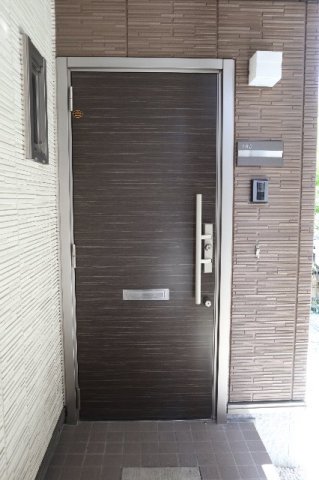 その他部屋・スペース　ゆったりとした玄関です
