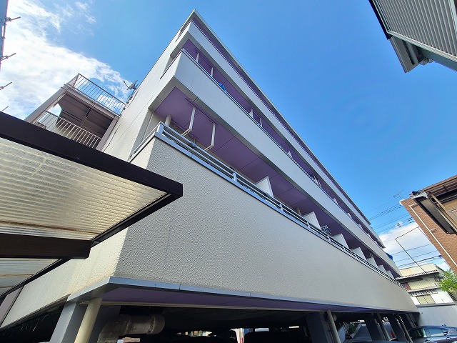 建物外観　★鉄骨造４階建てマンション！外観です。★