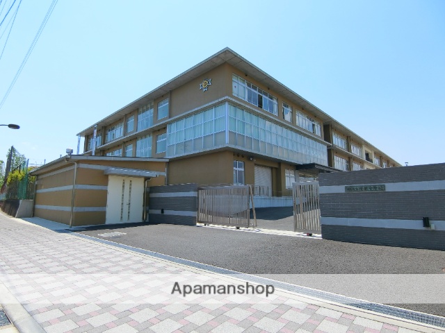 中学校　精華町立中学校精華中学校（中学校）まで481m