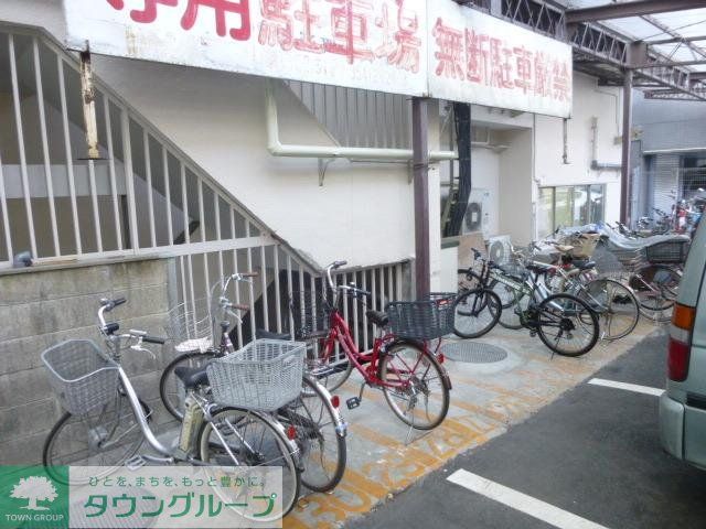 その他共有部分　屋根付き駐輪場