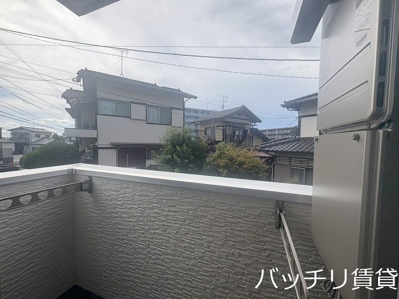 バルコニー　別号室写真の為、現況を優先いたします。