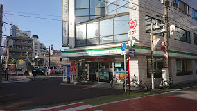 コンビニ　ファミリーマート 西川口東口店（コンビニ）まで86m