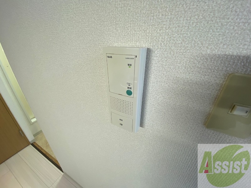 セキュリティ　来客時にはこちらのチャイムで知らせてくれます。