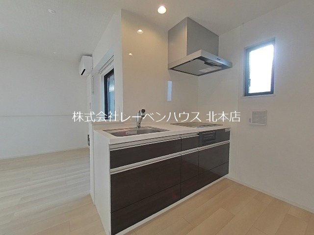 キッチン　同モデル類似別物件参考室内写真