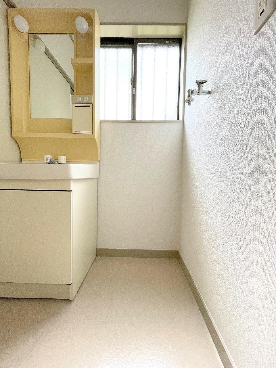 その他　室内洗濯機置き場