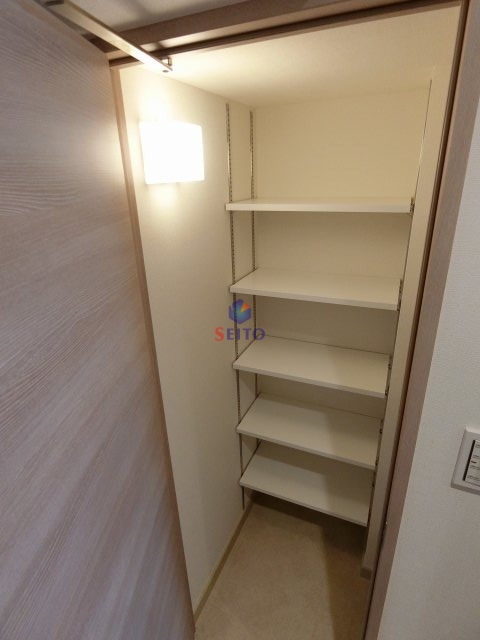 収納