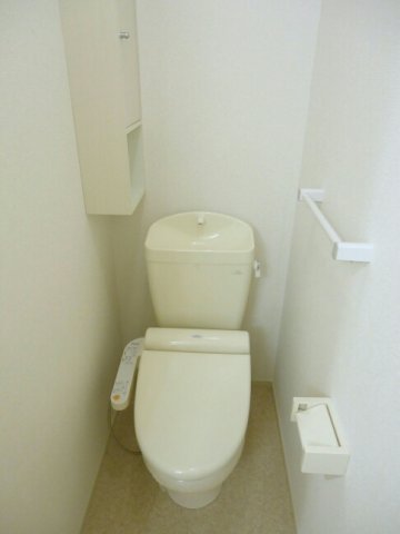 トイレ　コンパクトで使いやすいトイレです