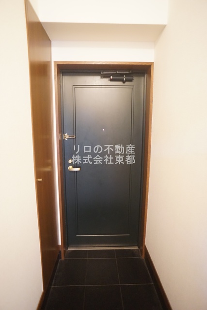 玄関　すっきりシンプルな玄関スペースです！