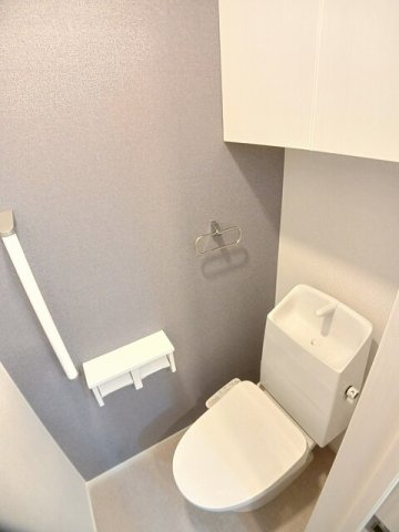 トイレ　トイレもきれいです