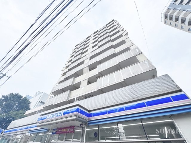 建物外観　重厚感ある外観