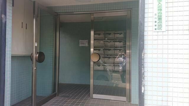 エントランス