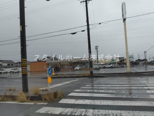 コンビニ　セブンイレブン　豊川篠束町店（コンビニ）まで1023m