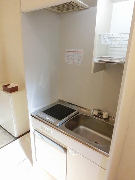キッチン　新品ＩＨついてます！