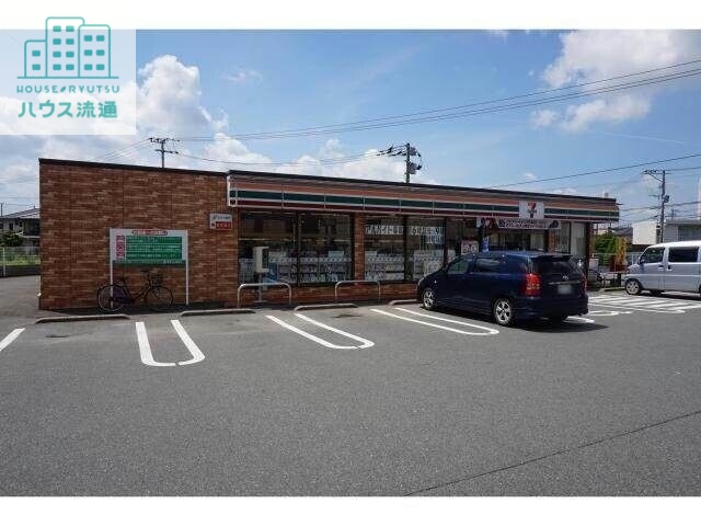コンビニ　セブンイレブン鳥栖田代大官町店（コンビニ）まで649m