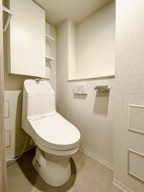 トイレ　※写真は同タイプ住戸です。