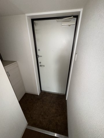 玄関　明るい玄関です